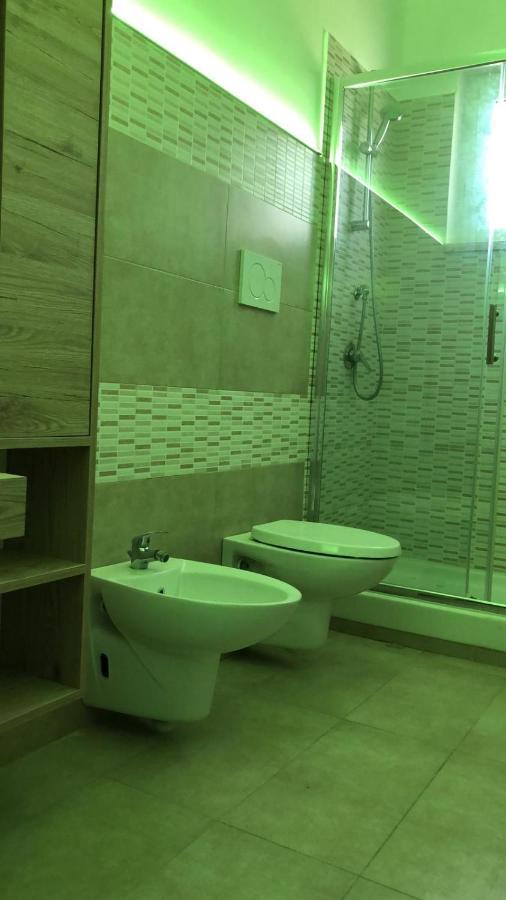 Casa Vacanze Modern Walls モノーポリ エクステリア 写真