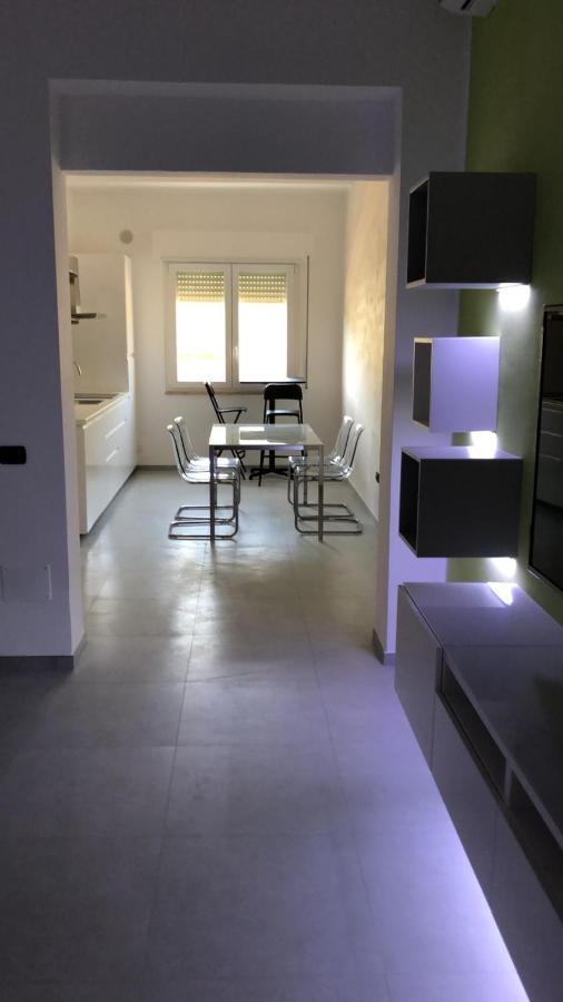 Casa Vacanze Modern Walls モノーポリ エクステリア 写真