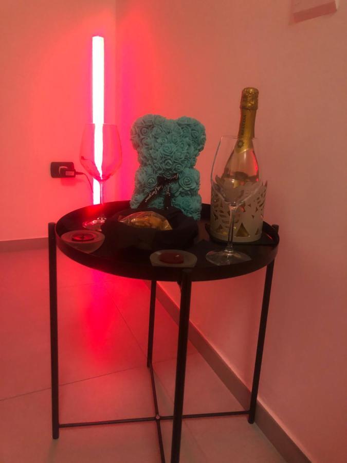 Casa Vacanze Modern Walls モノーポリ エクステリア 写真